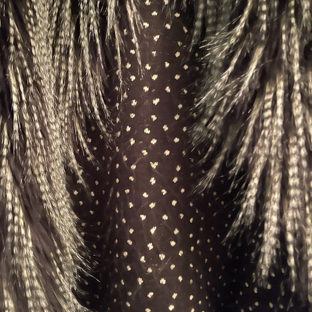 Dramatic Faux Fur Vest size XL - Picture 2 of 3